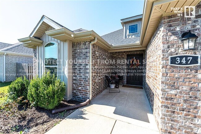 Photo - 347 W Tyler Rd
