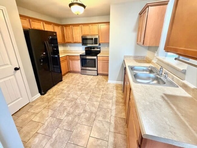 Photo - Move Accross Stateline For Better Schools. Now Leasing a 4 Bedroom2 Bath home in Olive Branch, MS