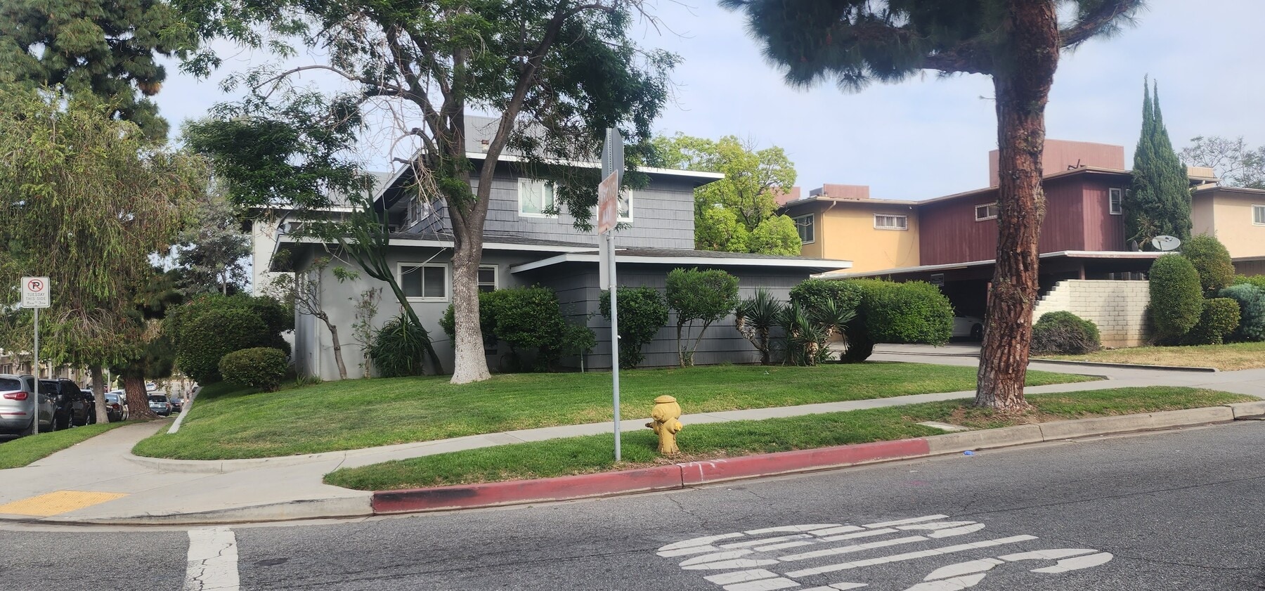 9825 S. Crenshaw - 9825 Crenshaw Blvd Unidad Apt #2