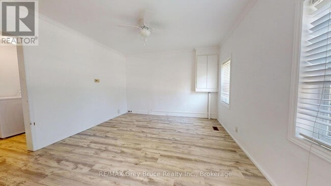 Photo - 218 Denmark St