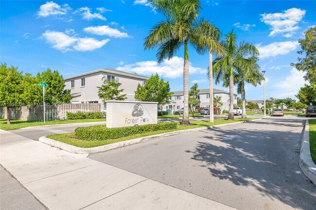 Photo - 1270 NW 3rd Ln