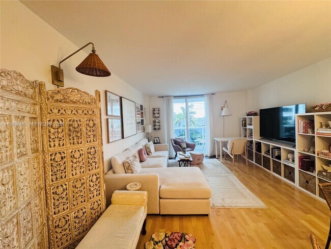 Photo - 7928 West Dr Unit 404