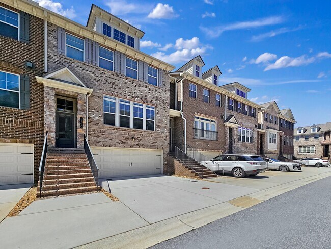 Building Photo - 2142 Coventry Dr