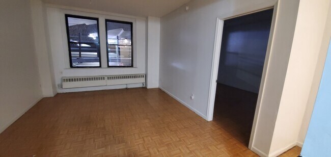 Photo - 1324 Locust St Unit 211