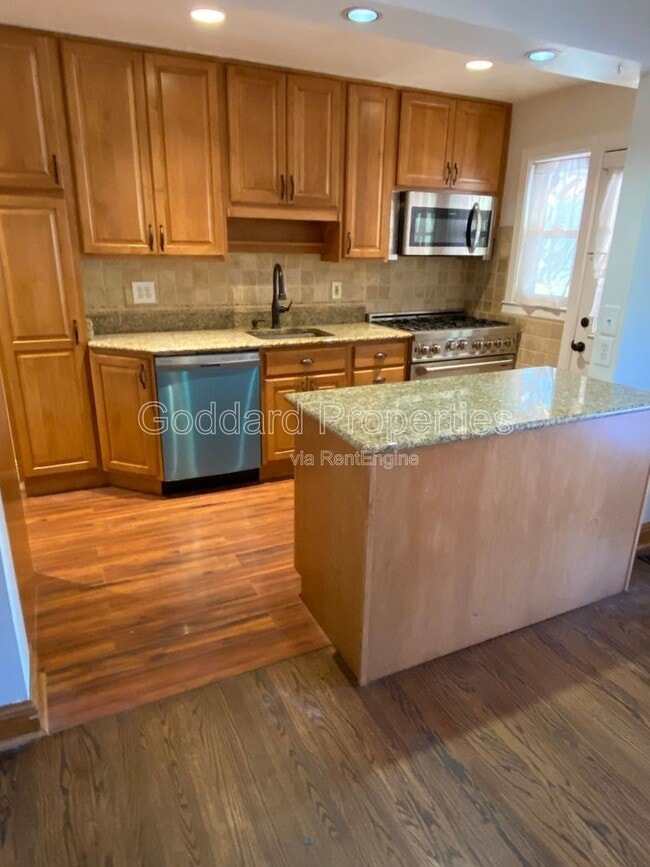 Photo - 8590 Quentin Ave