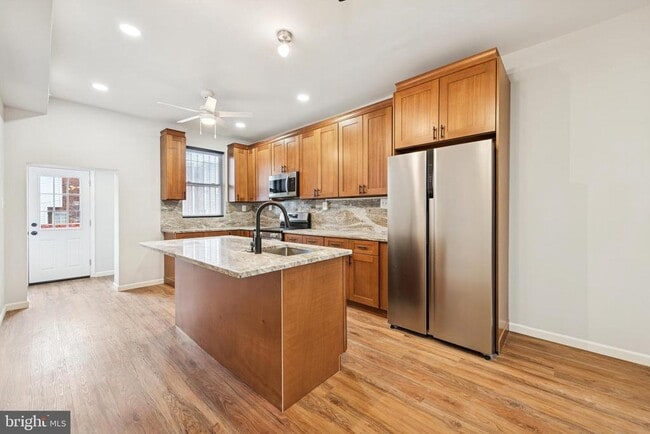 Photo - 5743 N 12th St