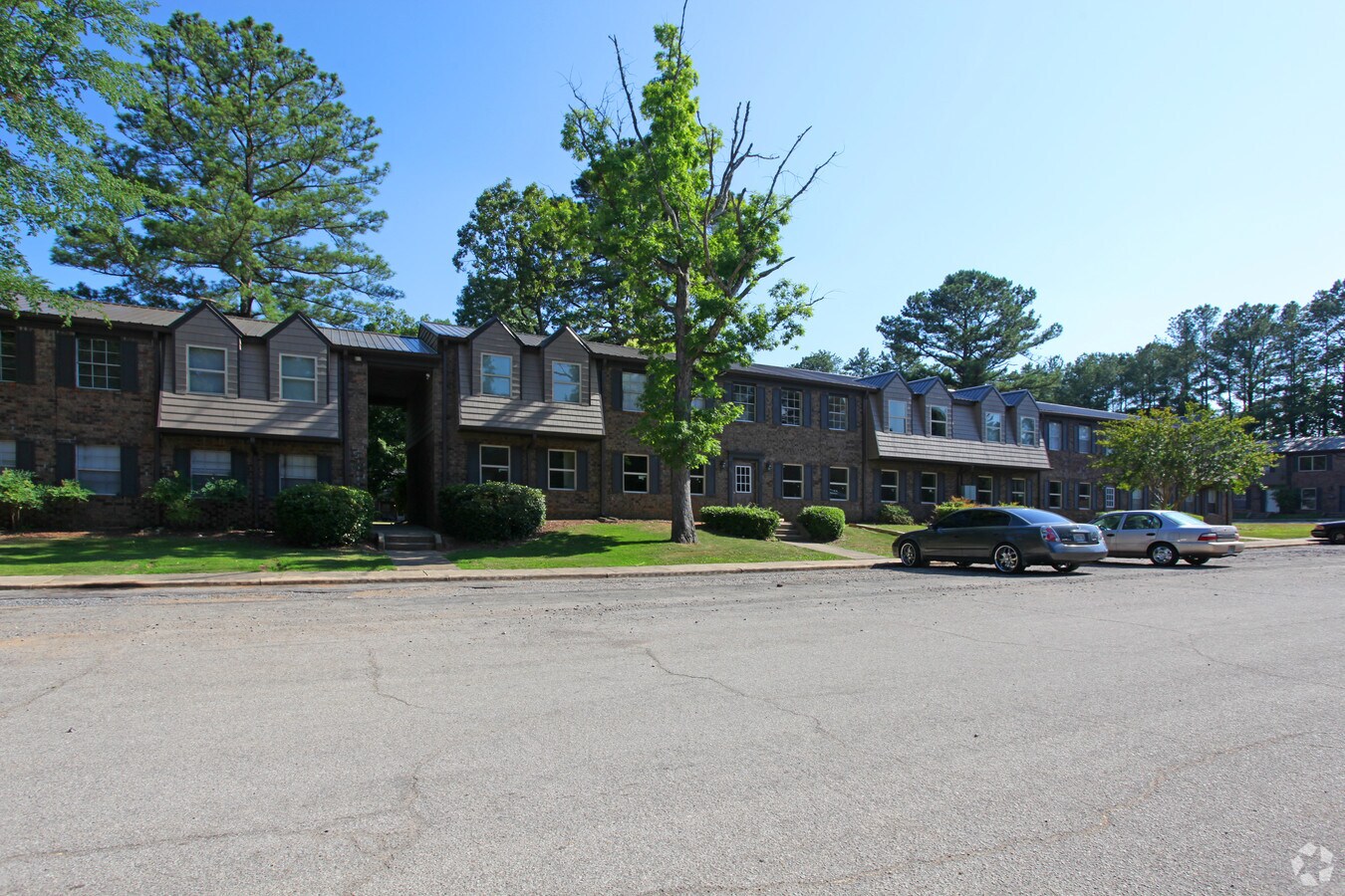 Photo - Pineview Pointe Apartments