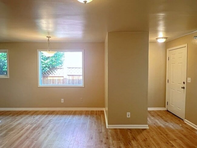 Photo - alcj01* Unit 2517