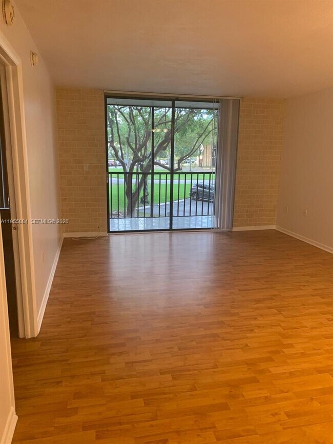 Building Photo - 8520 SW 133rd Avenue Rd Unit 204