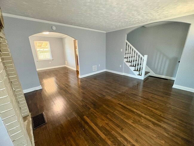 Building Photo - 2 Bedroom Available in Lancaster!