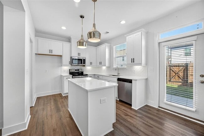 Photo - 114 Auburn Valley Wy