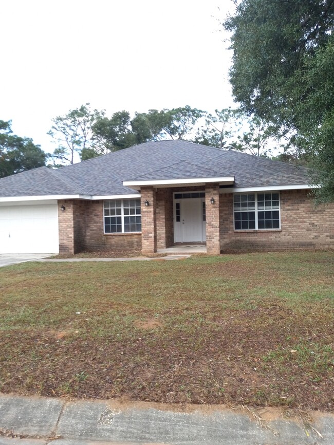 Spacious 4-Bedroom, 3-Bath All-Brick Home ... - Spacious 4-Bedroom, 3-Bath All-Brick Home ...