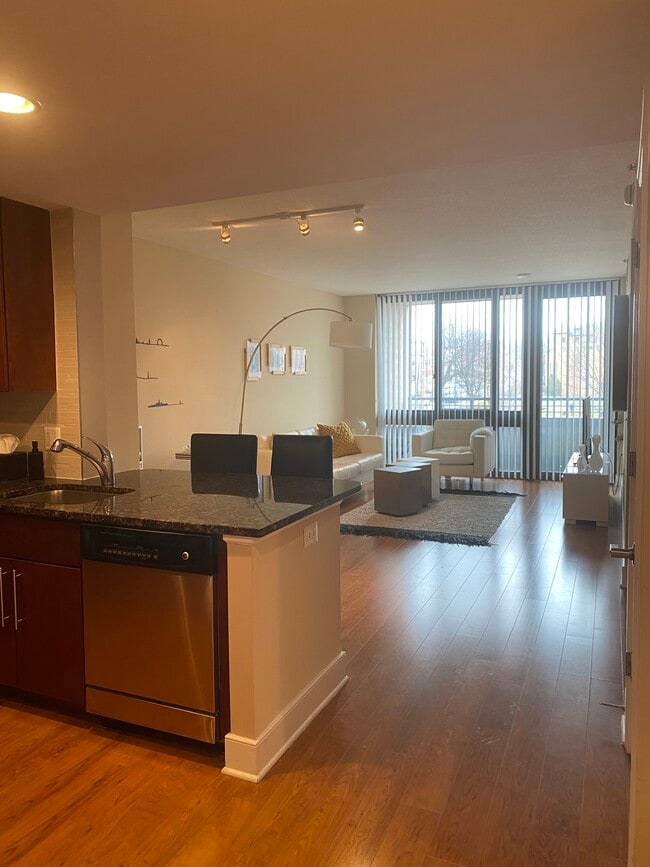 Photo - 415 L St NW Unit Meridian at Mount Vernon