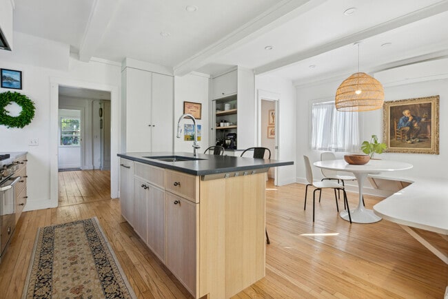 Photo - 276 Fowler Rd