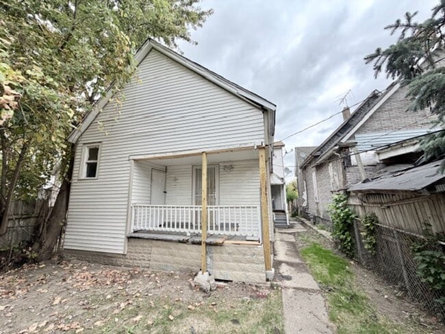 Photo - 4107 N Campbell St Unit Upper