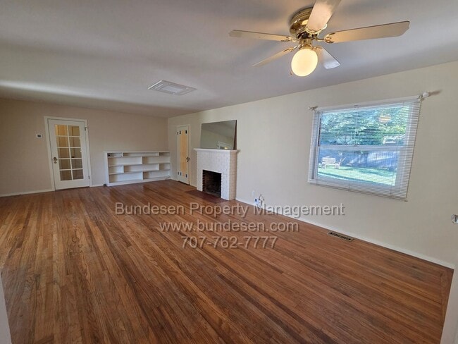 Photo - Charming home near Montgomery Village~  2bd/1ba, plus large bonus room~ 1397 sq ft home
