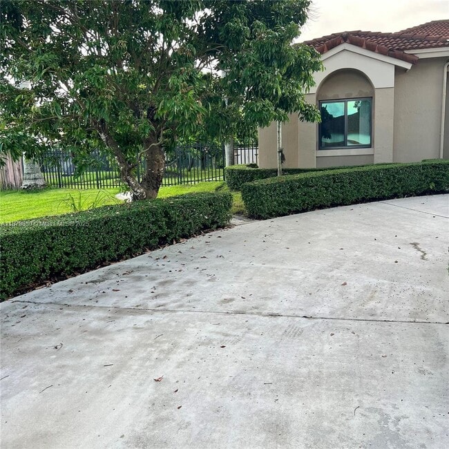Photo - 12770 SW 217th Terrace Unidad 1
