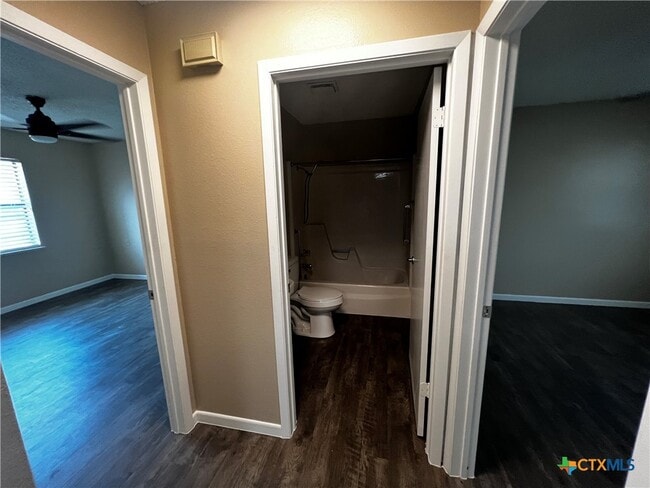 301 Rockwood Dr Unit J-6