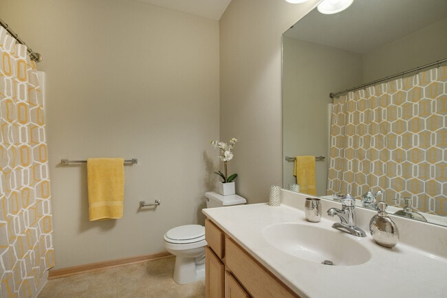 Photo - Regency Hill Apartments