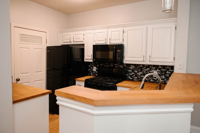 Photo - 533 Eagle Pointe Dr Unit 533