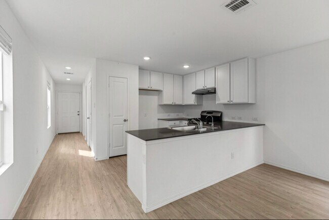 Photo - 10824 Presa Wy