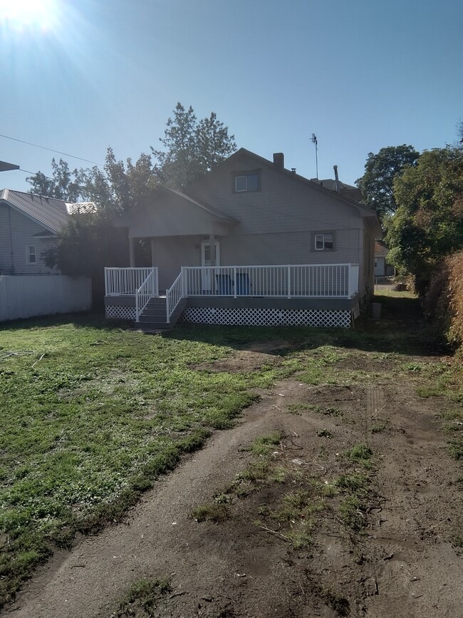 Photo - 1838 W College Ave