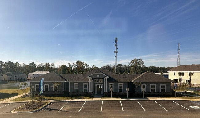 Office/Amenity Center