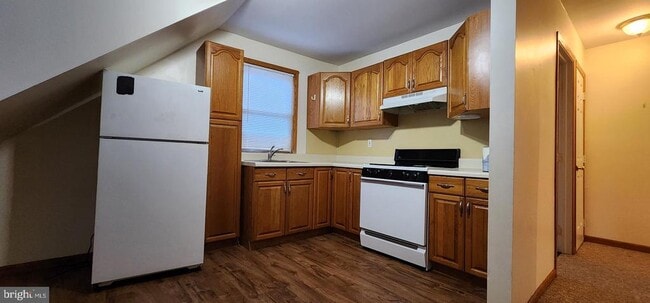 Photo - 209 E Montgomery Ave