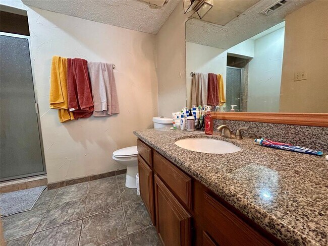 Photo - 806 W 24th St Unit 320