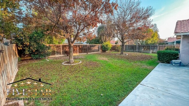 Photo - 4710 Polo Wood St