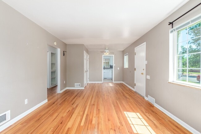 Photo - Great two bed / one bath in south Denver for rent