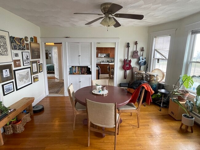 Photo - 79 Clarendon Ave Unidad 3