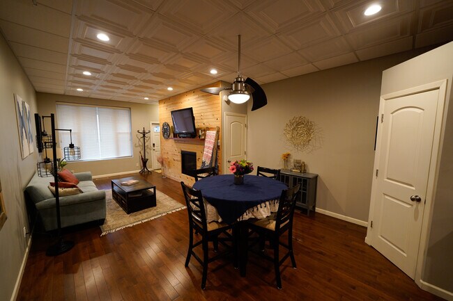 Photo - 1316 S 6th St