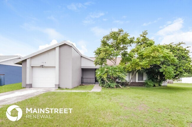 Building Photo - 713 E Flag Way