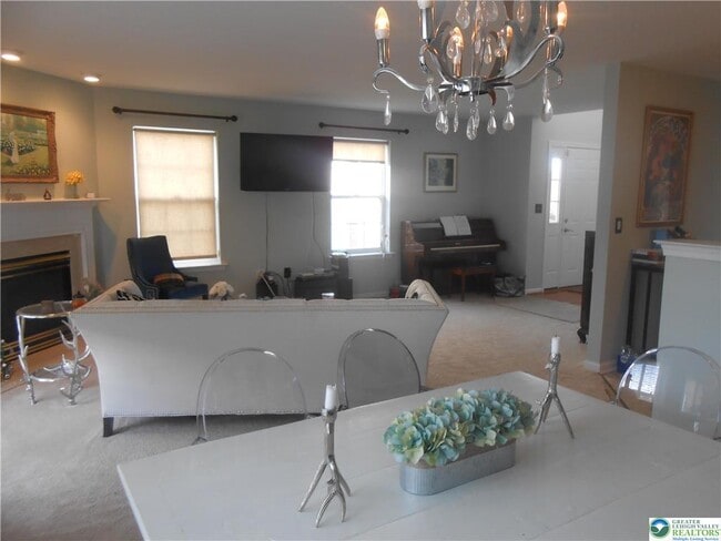 Photo - 6814 Hunt Dr