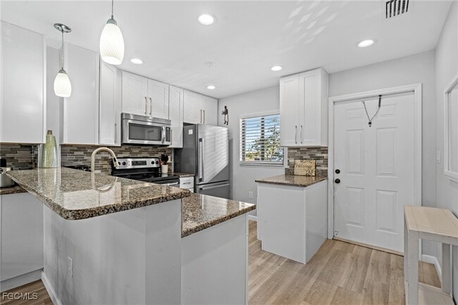 Building Photo - 4790 S Cleveland Ave Unit 2105 Rental
