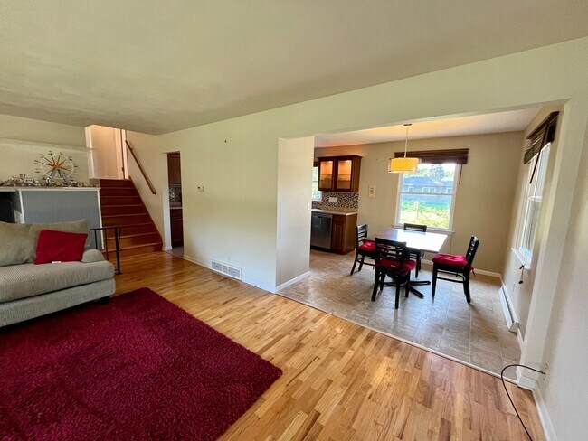 Photo - 3-bedroom, 1.5 bathroom unfurnished home i...