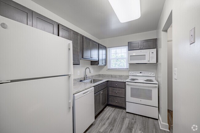 1BR, 1BA-806SF - Kitchen