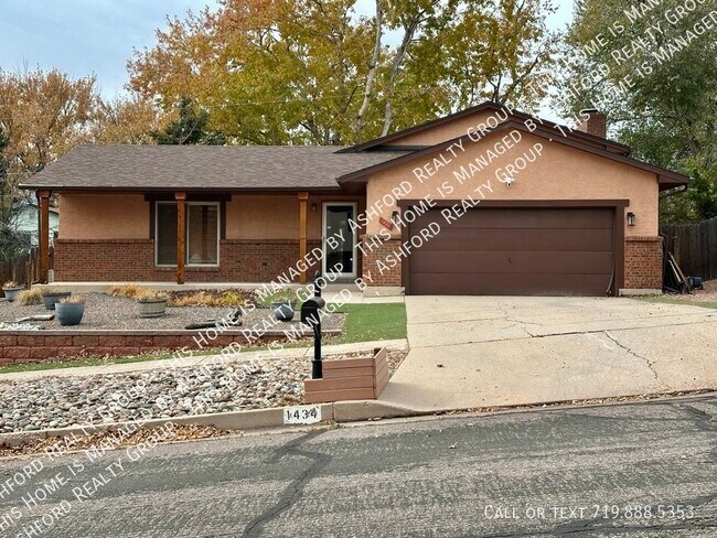 Building Photo - 1434 Tesla Dr