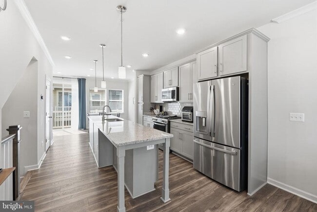 Photo - 16122 Columbus Ave