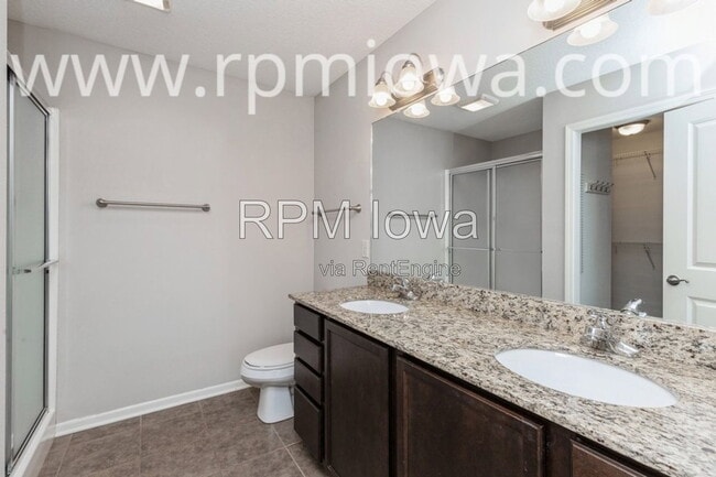 Photo - 1907 SW Vintage Pkwy