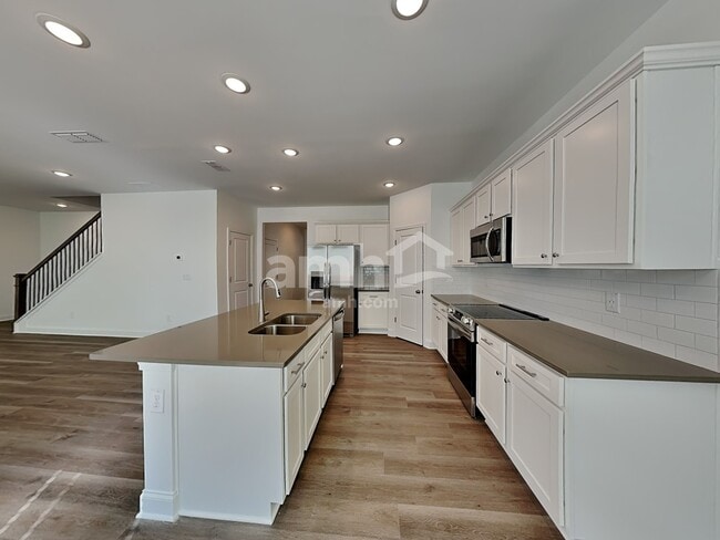 Photo - 1395 Soapstone Rd