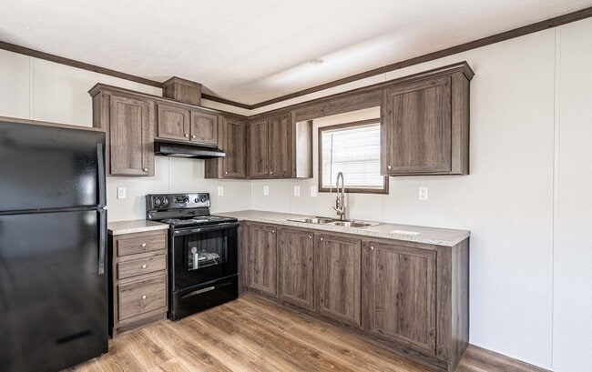127 Hubert Blvd