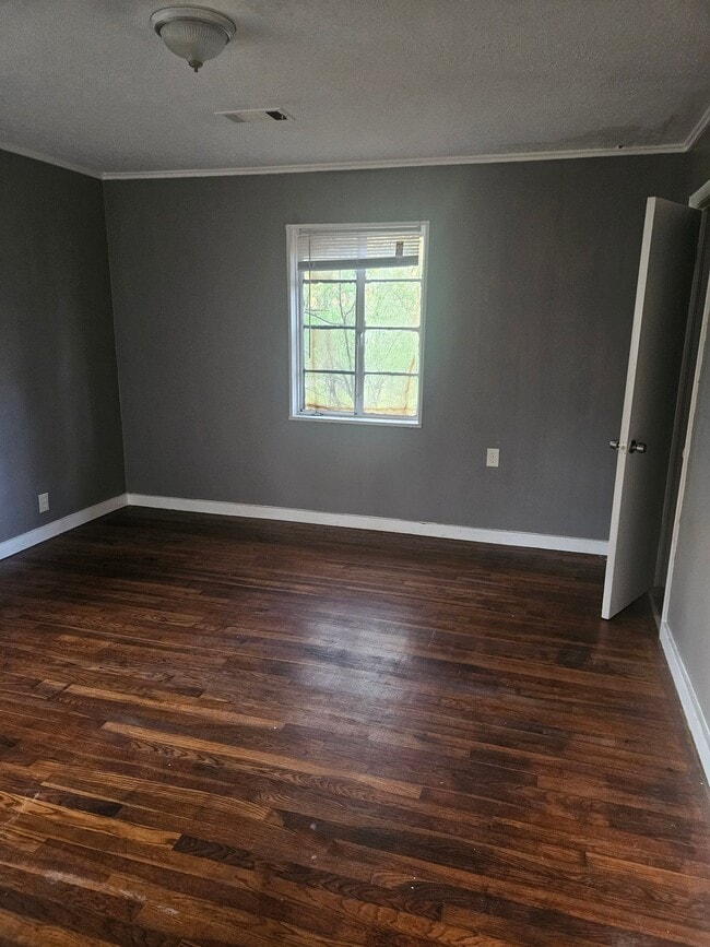 Photo - 2401 Coronet Pl