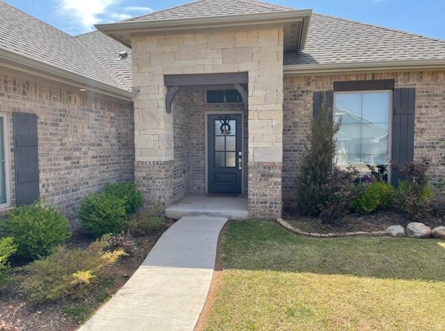 Photo - 4605 McCann Ave