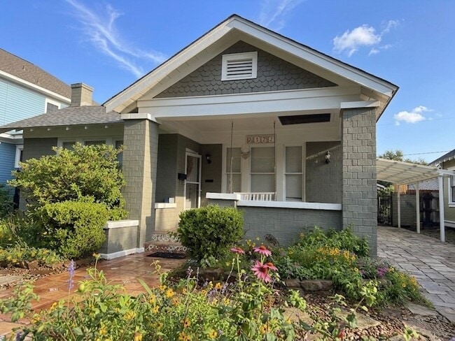 Building Photo - 1322 Harvard St