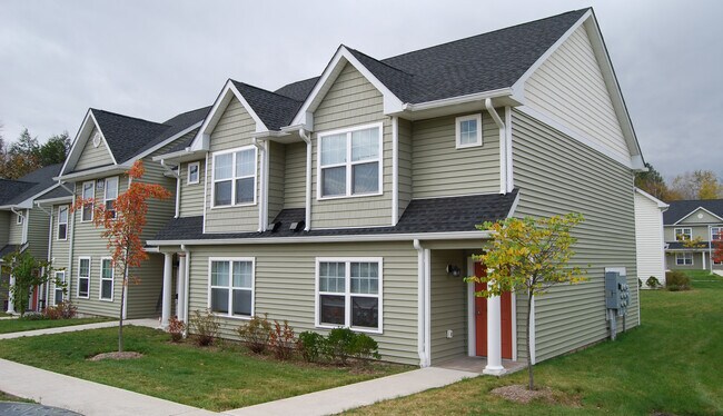 Photo - Hemlock Ridge Apartments