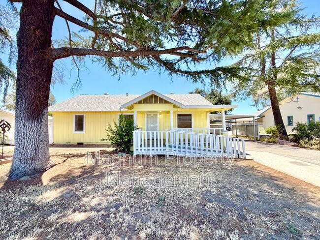 Photo - 41861 Acacia E Ave