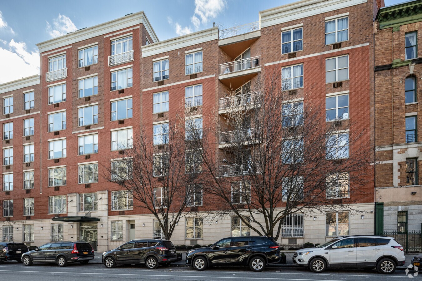 Photo - 191 Saint Nicholas Ave