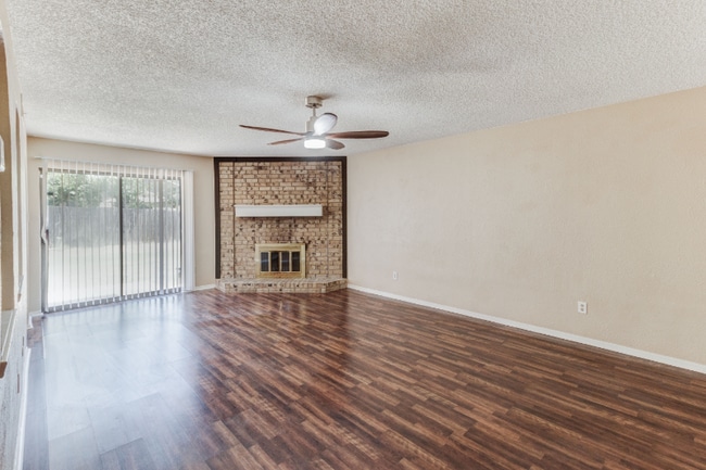 Photo - 3501 Green Hill Dr